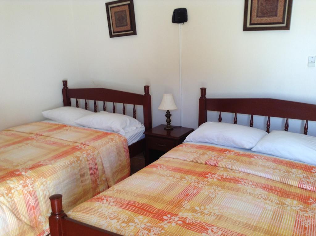 Panchos Villas Caye Caulker Bagian luar foto